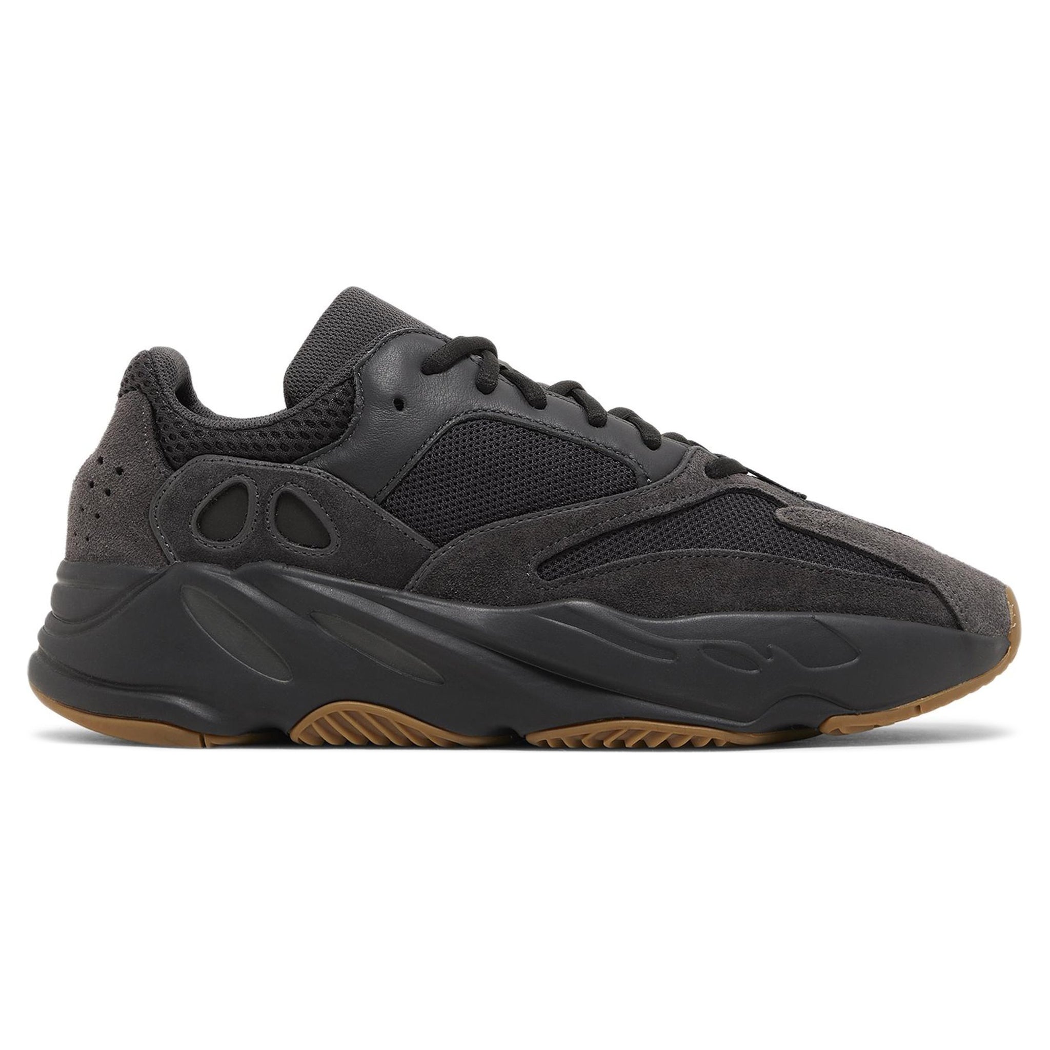 Side view of Adidas Yeezy Boost 700 Utility Black (2019/2023) FV5304